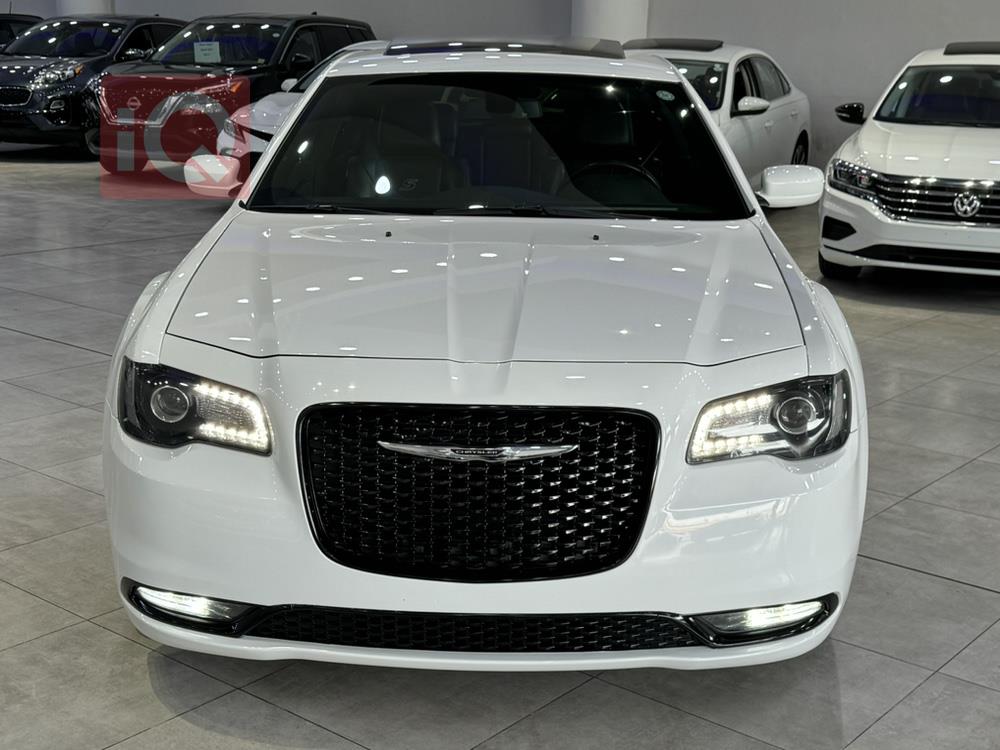 كرايسلر 300